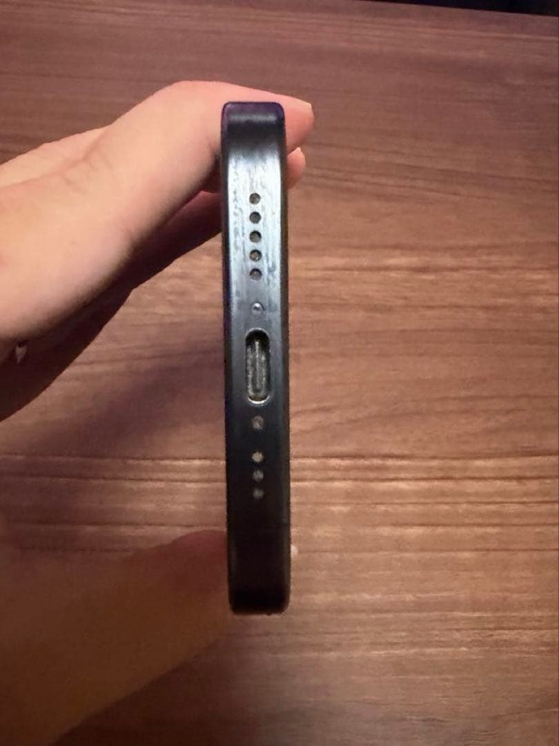 Apple iPhone 15 Pro 256GB ブラックチタニウム