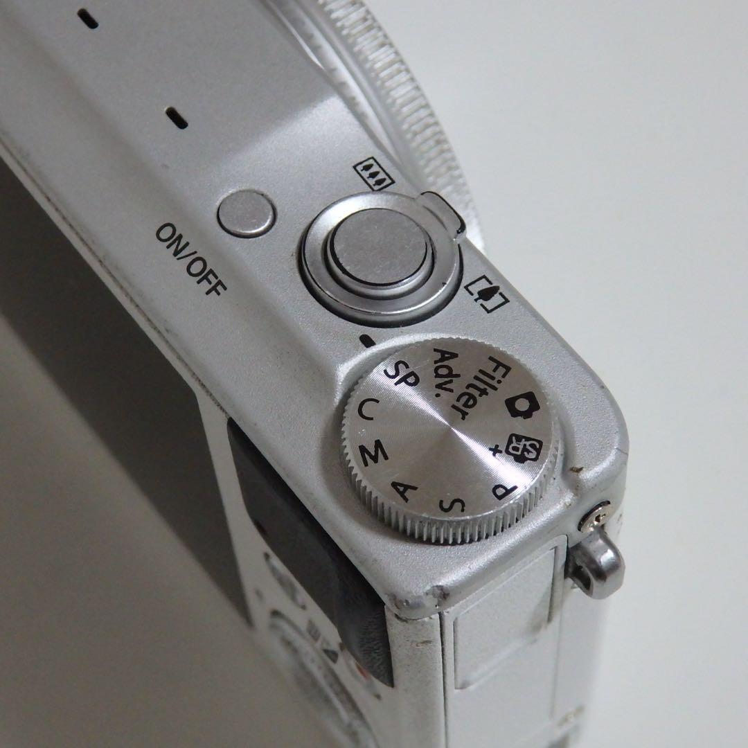 Fujifilm XQ2 ホワイト フジフイルム　ジャンク