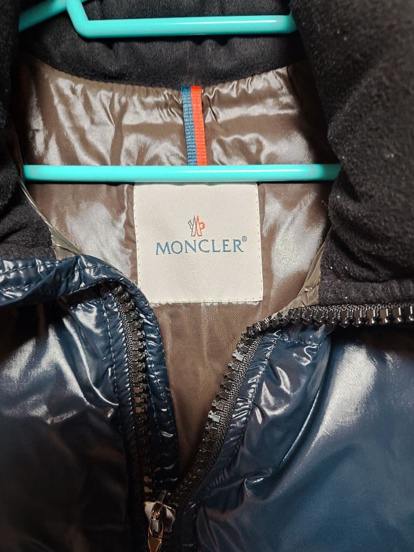 MONCLER　ダウンジャケット