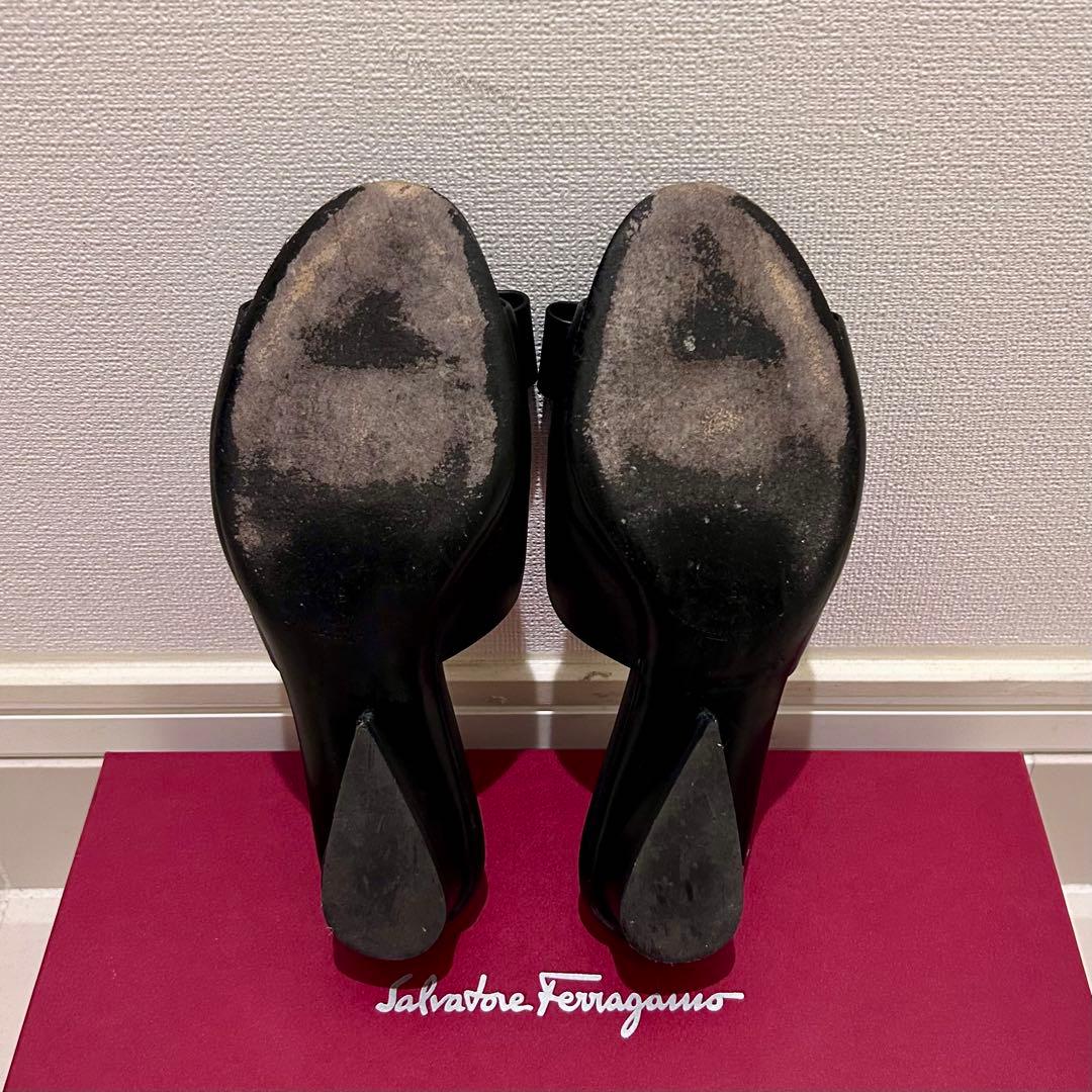 美品 Salvatore Ferragamo ミュール ヴァラ VALERY