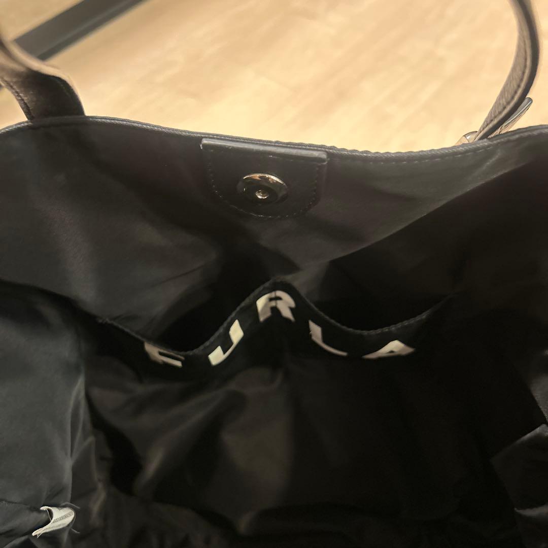 FURLA ブラック トートバッグ
