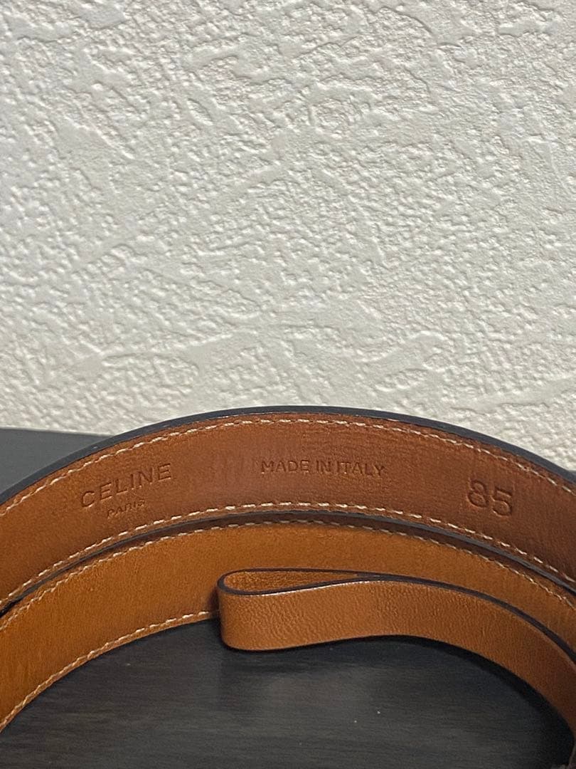 まぁ　美品　CELINE ホワイトレザーベルト