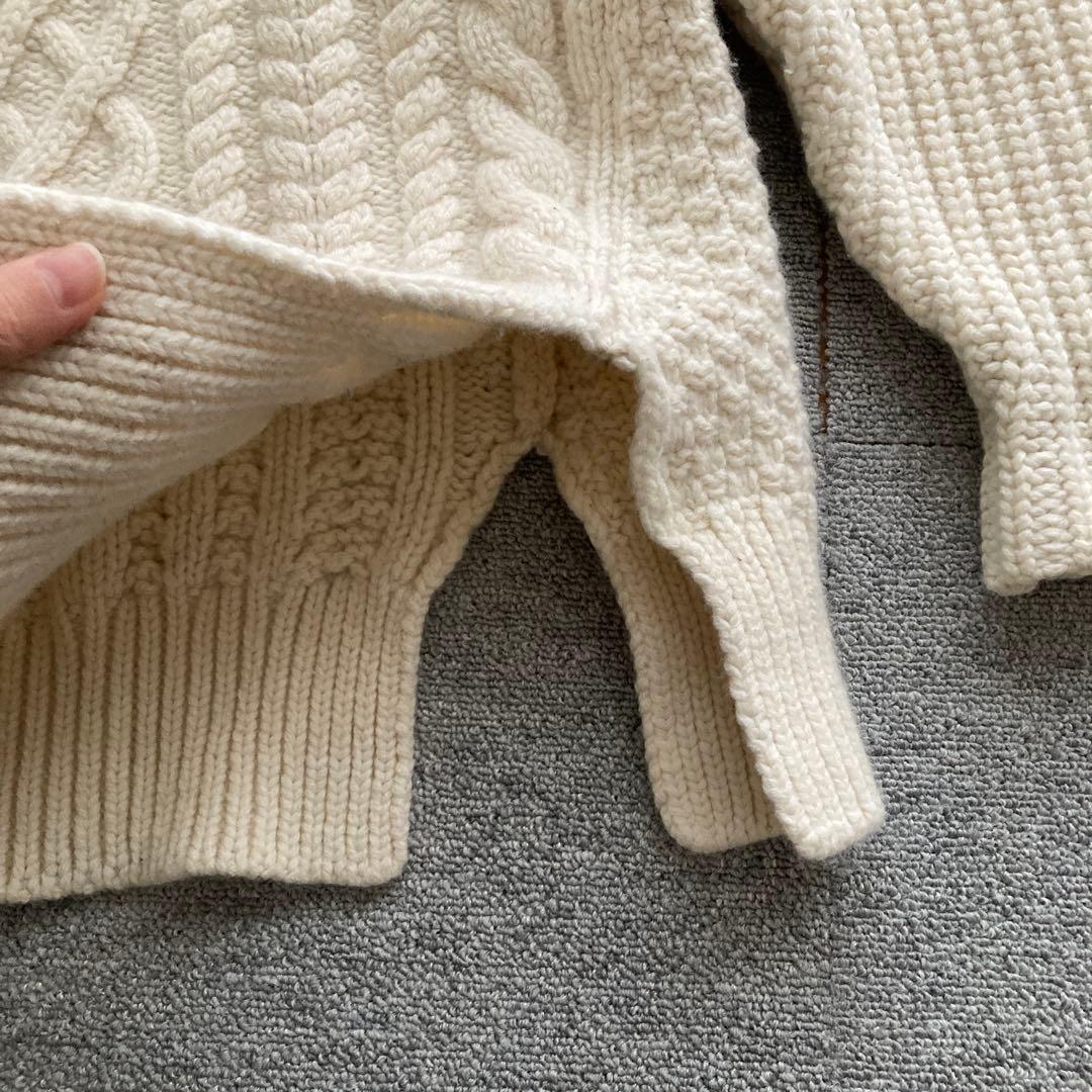 【ほぼ新品】36 Sサイズ någontstans ケーブルニットセーター