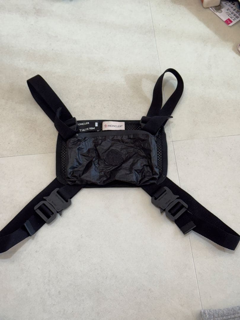 MONCLER 1017 ALYX 9SM ブラックハーネス
