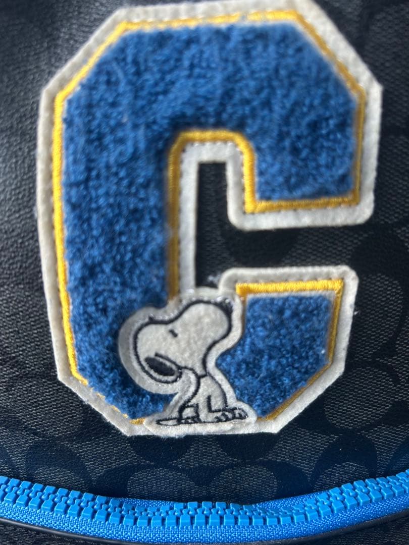 COACH スヌーピー刺繍リュック