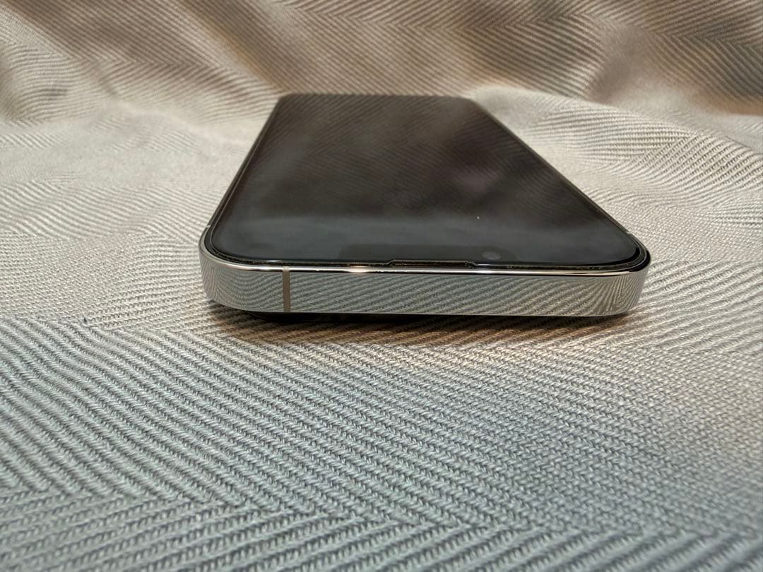 iPhone 13 Pro シルバー 128GB SIMフリー　バッテリー87%