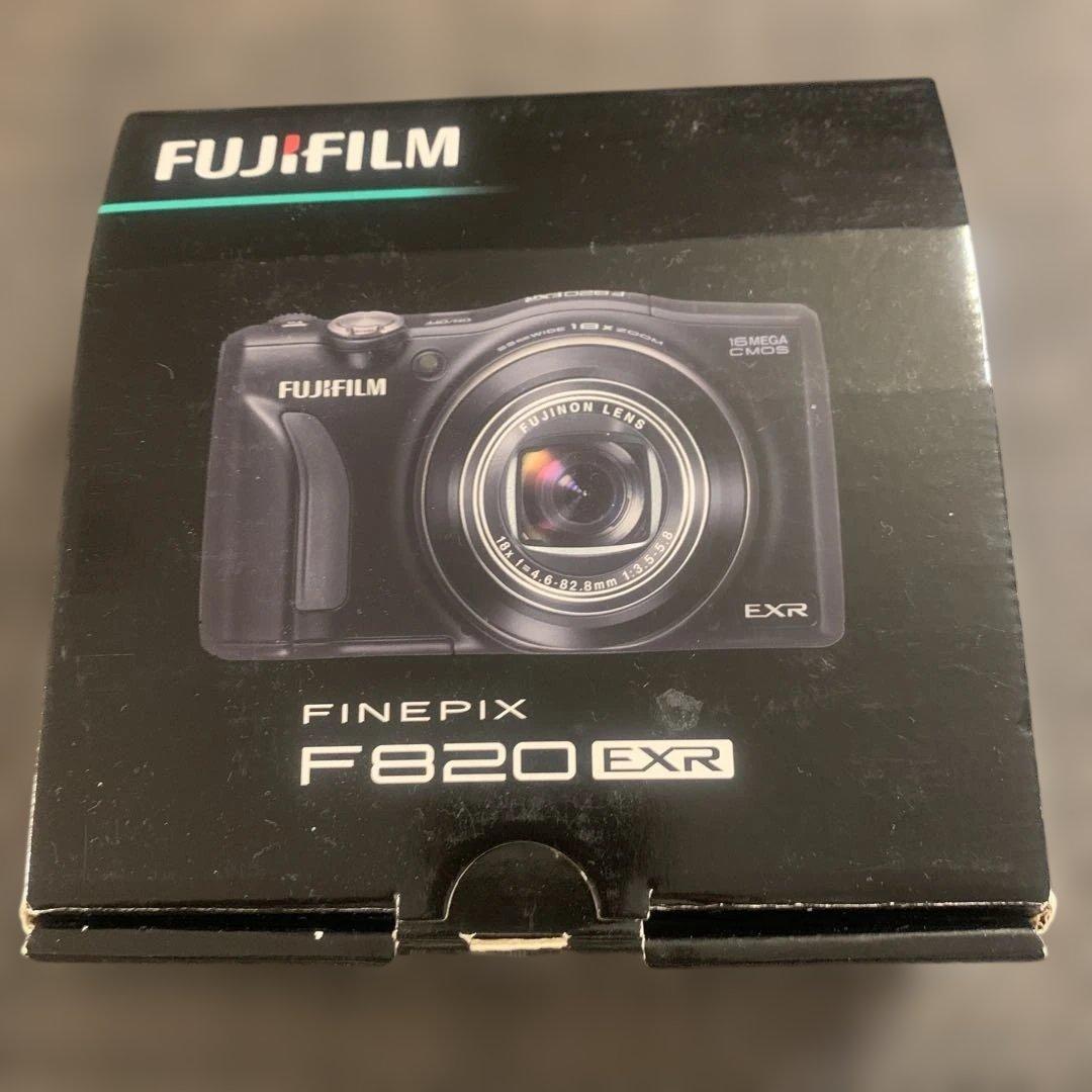 FUJIFILM FINEPIX F820EXR コンパクトデジタルカメラ