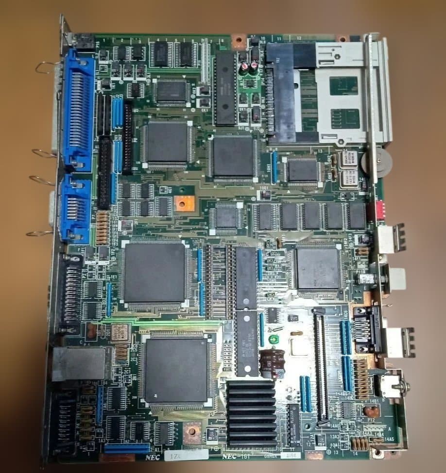 NEC PC9801UR マザーボード 1987年製