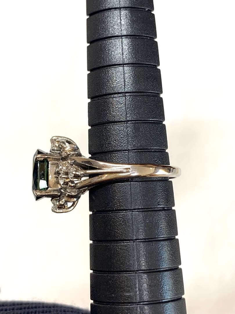 サファイア2.33ct Pt900リング　9号 美品