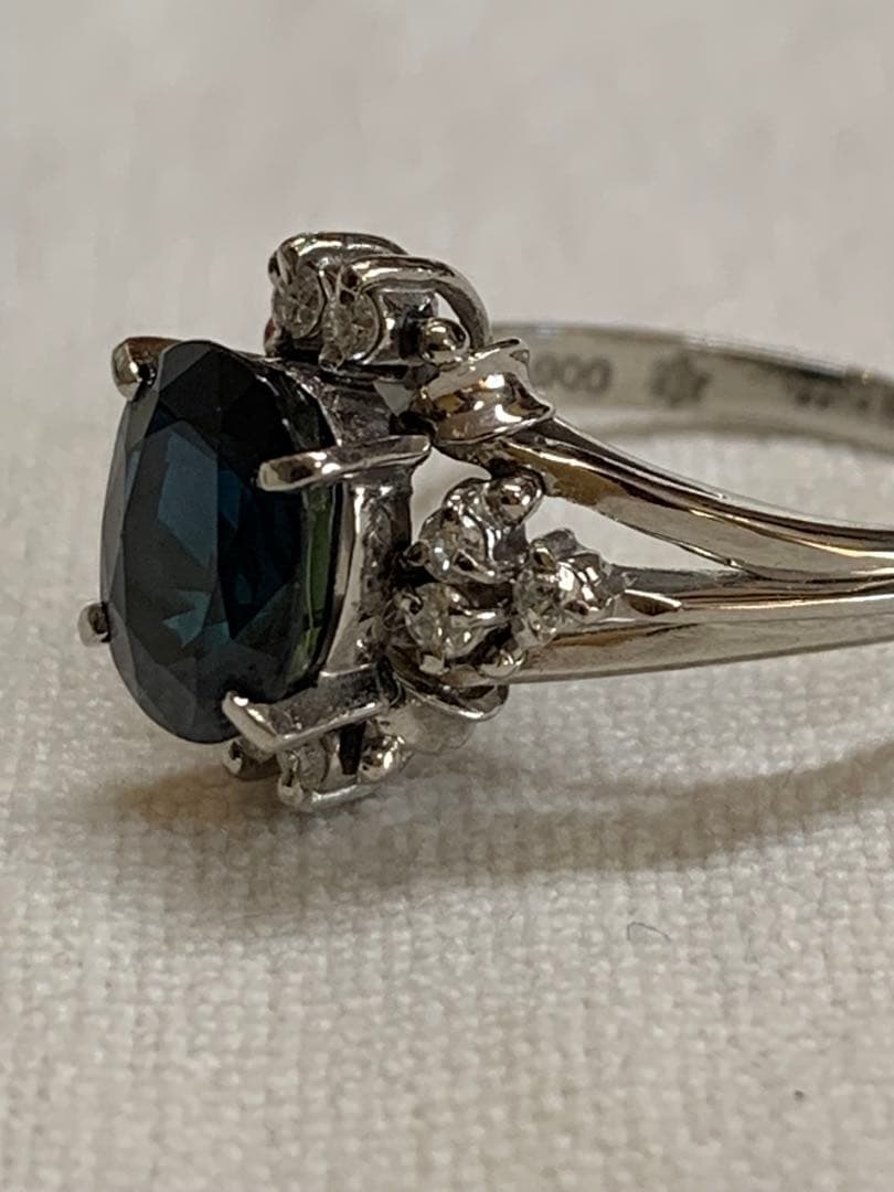 サファイア2.33ct Pt900リング　9号 美品