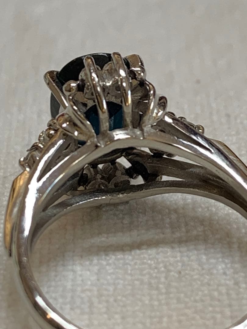 サファイア2.33ct Pt900リング　9号 美品