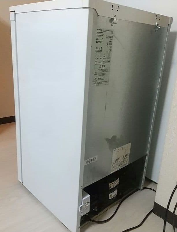 アイリスオーヤマ ノンフロン冷凍庫 IUSD-6A 60L J0775