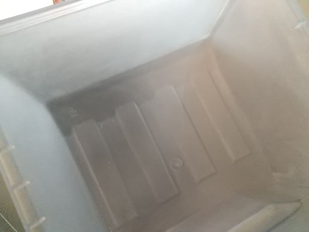 アイリスオーヤマ ノンフロン冷凍庫 IUSD-6A 60L J0775