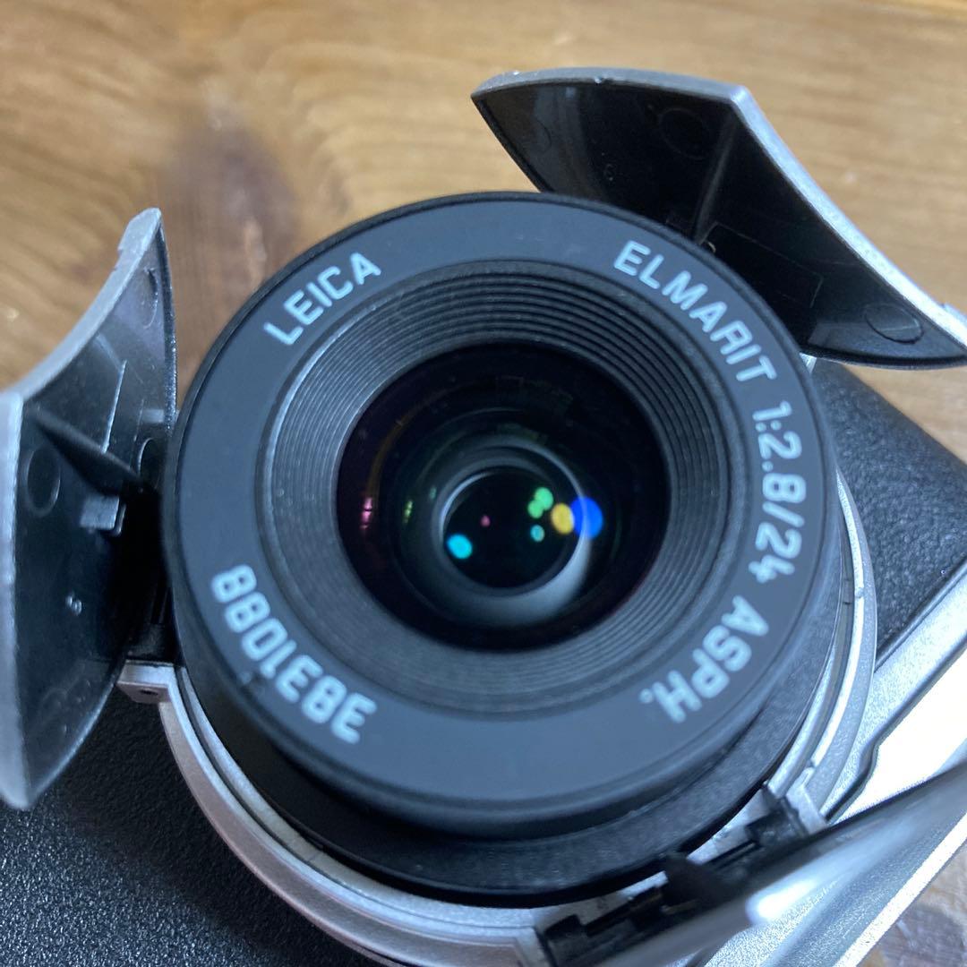 nosonoso。Leica X1 ライカ　ウッドグリップ付き。