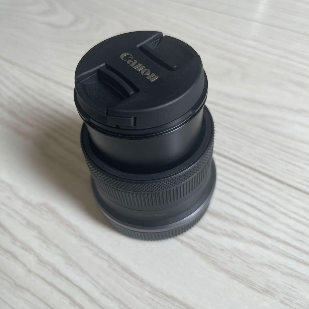 美品 キャノン　レンズ　RF-S18-45mm F4.5-6.3 IS STM