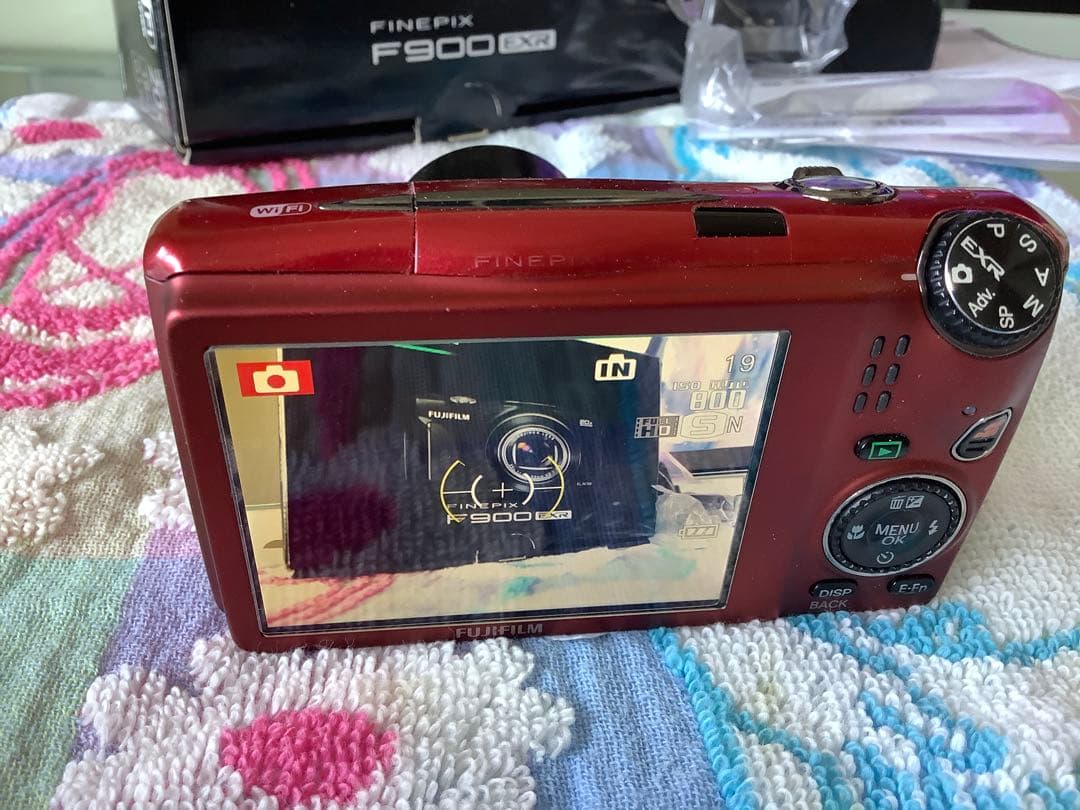 美品 FUJIFILM 20倍望遠 FinePix F900EXR デジカメ