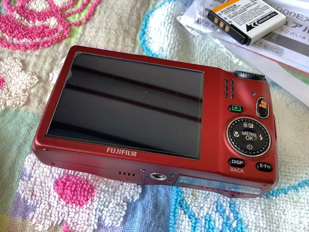 美品 FUJIFILM 20倍望遠 FinePix F900EXR デジカメ