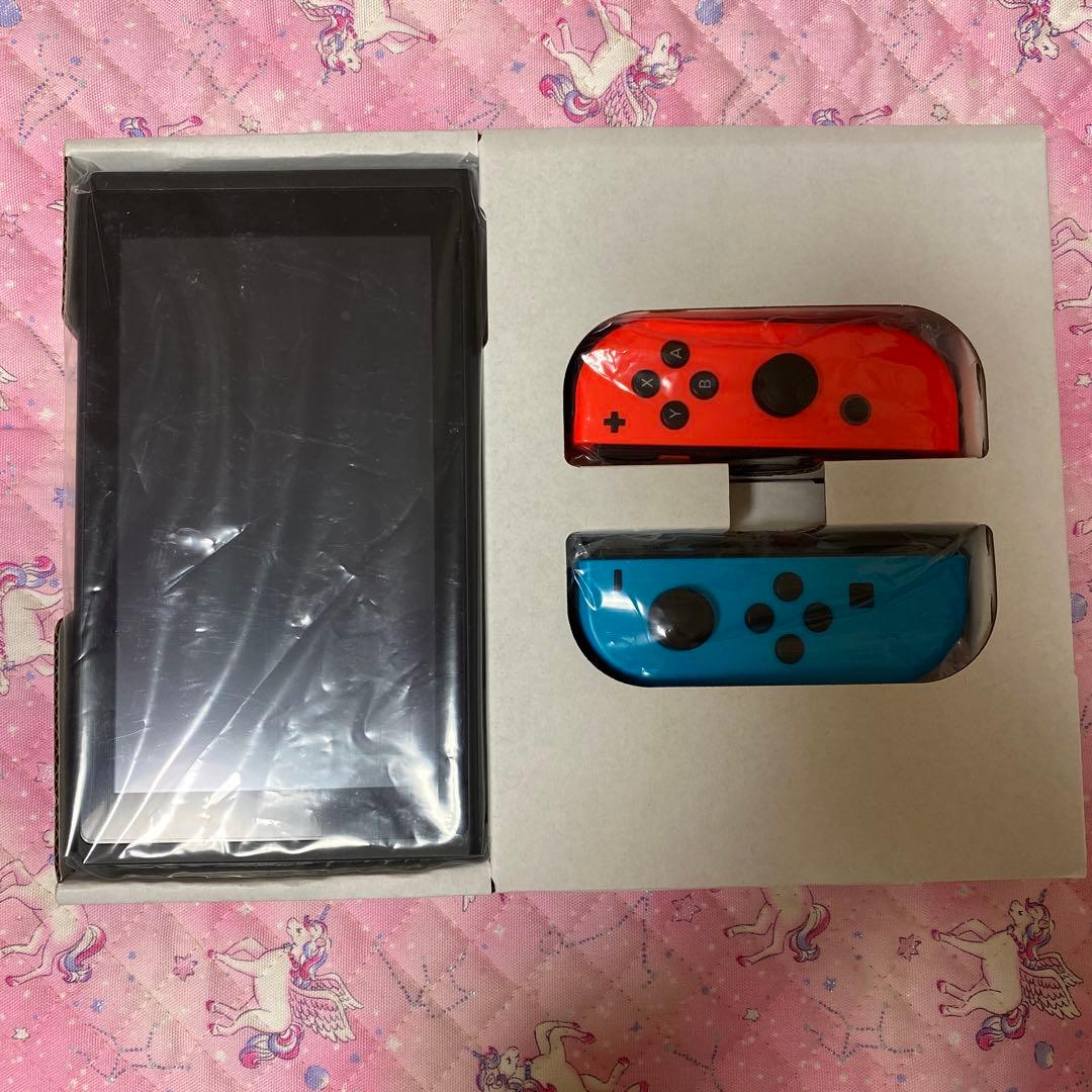 Nintendo Switch / Joy-Con(L) ブルー/(R) レッド