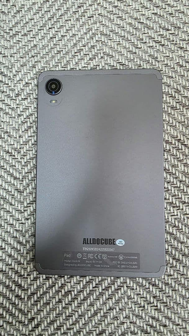 ALLDOCUBE iPlay6 0 mini Pro(おまけのケース付き)