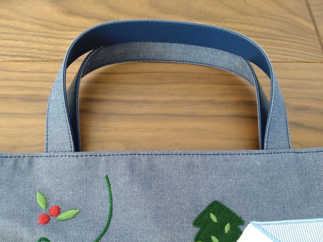 ファミリアfamiliarデニムバッグ　レッスンバッグ青(新品未使用)