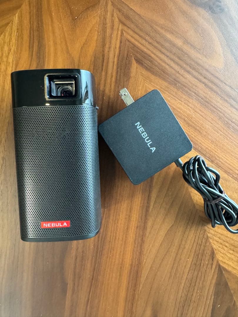 Nebula Apollo ブラックプロジェクター 本体 200 ルーメン