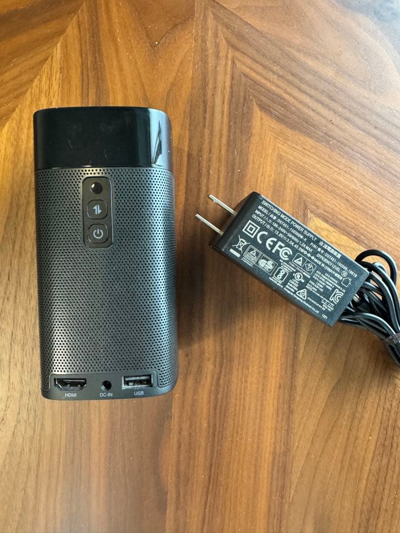 Nebula Apollo ブラックプロジェクター 本体 200 ルーメン