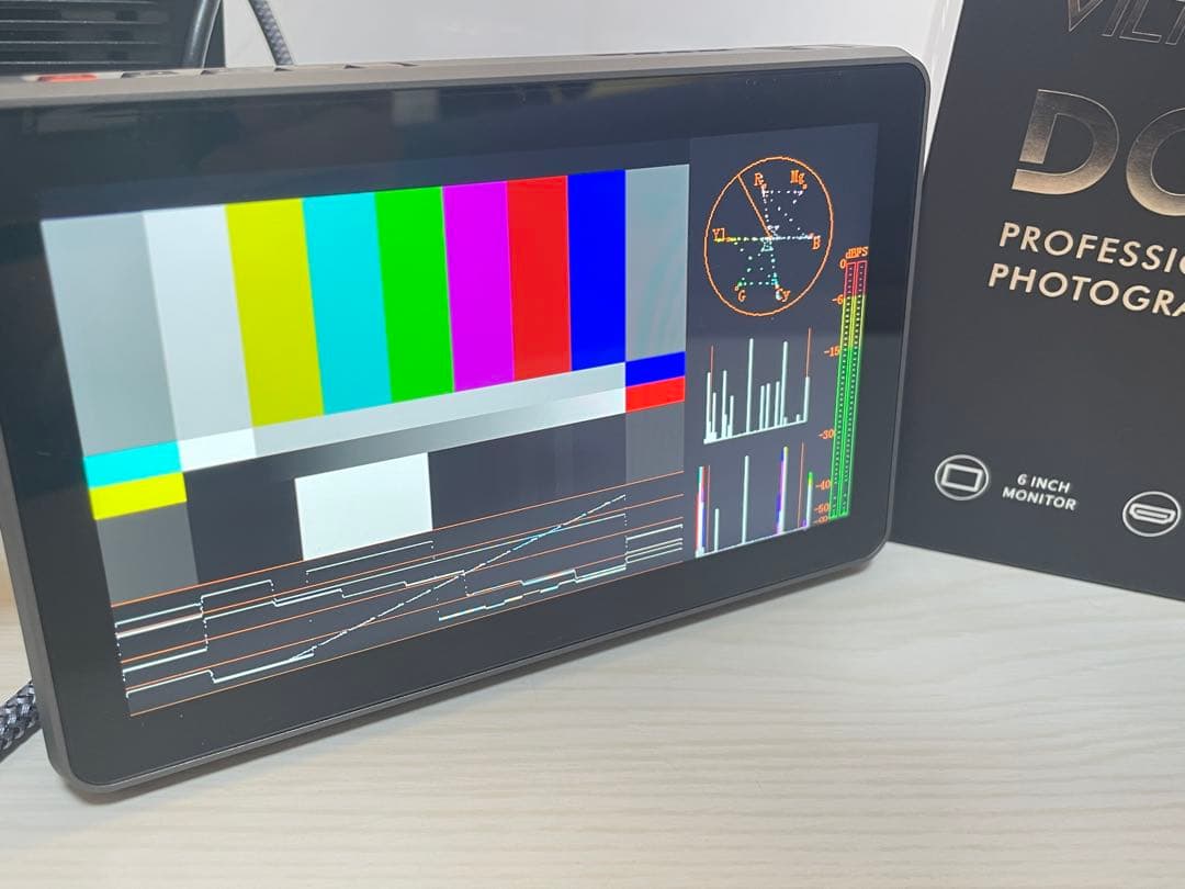 VILTROX DC-X3 6インチカメラモニター & 別売りバッテリー