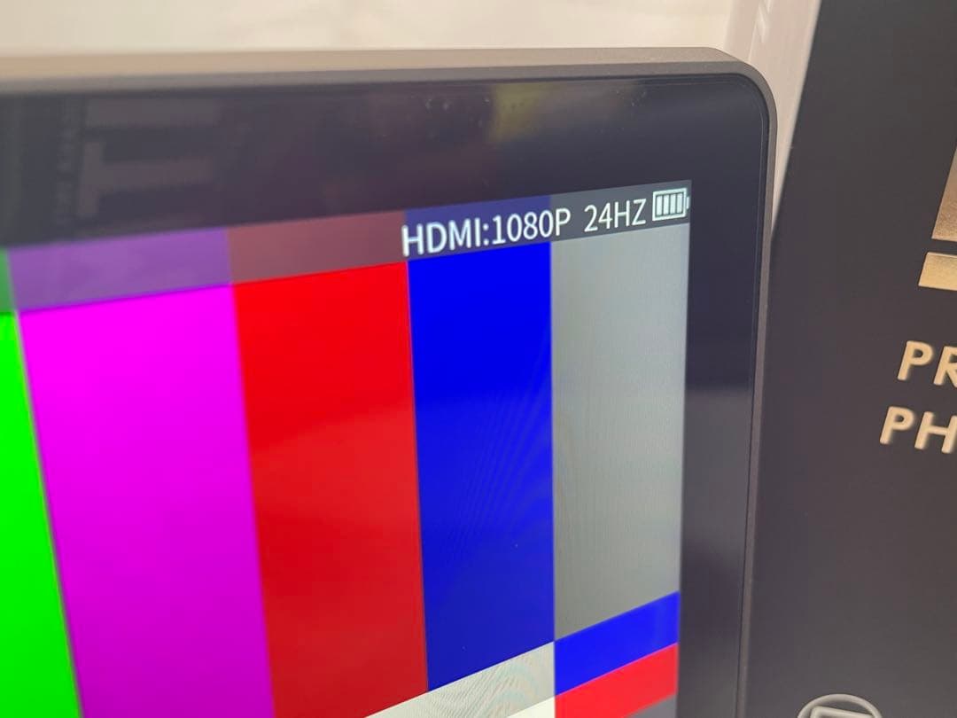 VILTROX DC-X3 6インチカメラモニター & 別売りバッテリー