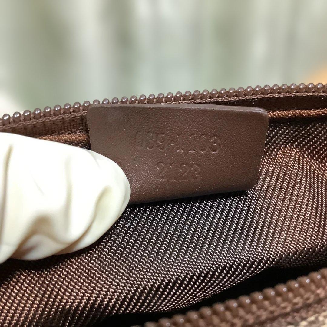 GUCCI アクセサリーポーチ