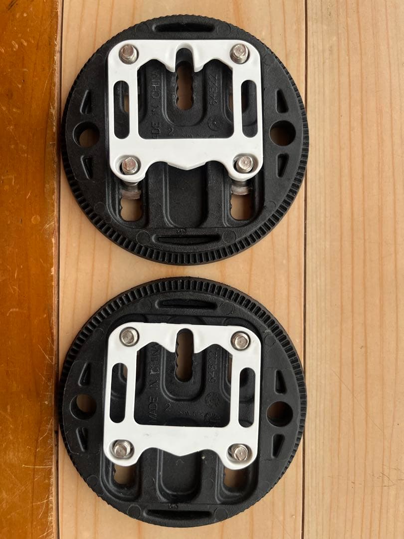 SALOMON RHYTHM ブラック ビンディング