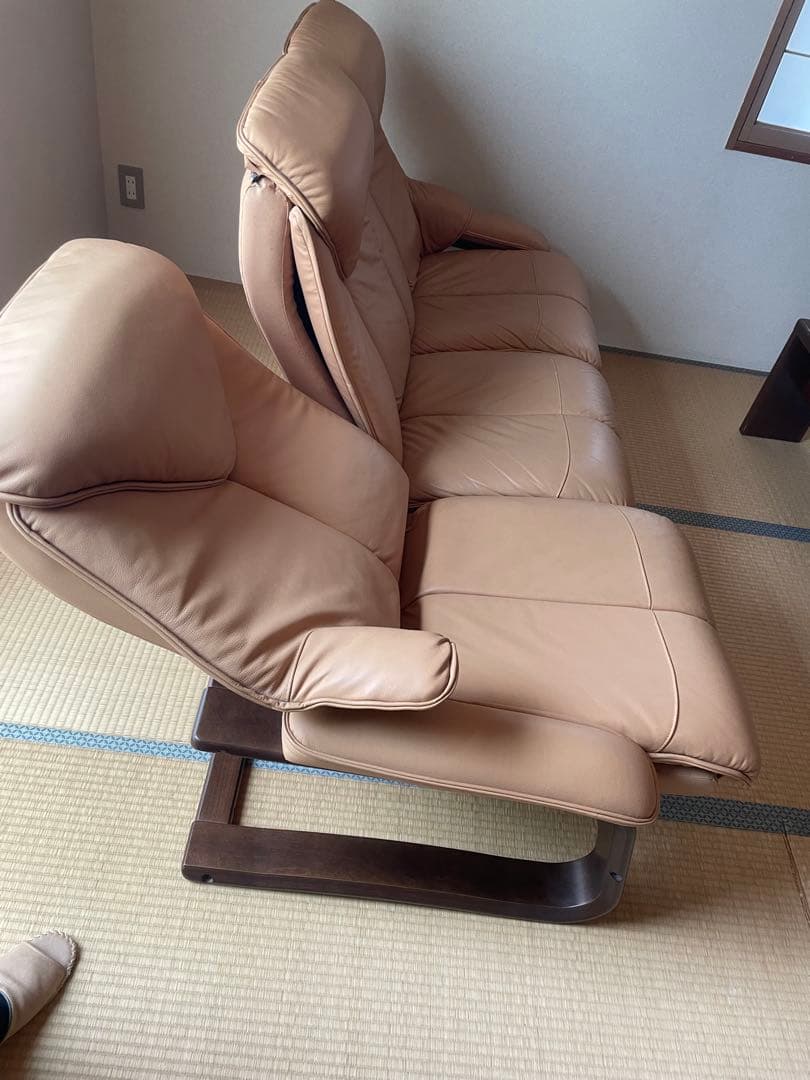 フジファニチアリクライニングソファ3人掛け