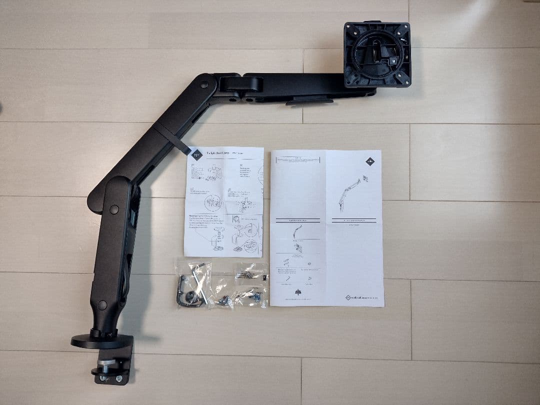 ハーマンミラー　モニターアーム　Herman Miller Ollin　ブラック