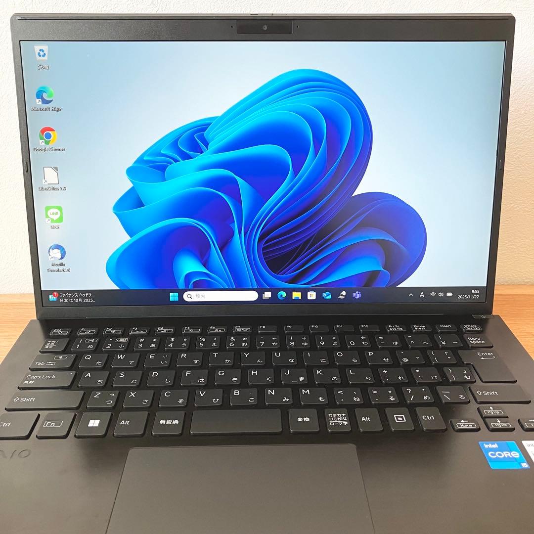 バッテリー良好/軽量/VAIO/SSD/Windows11/黒/ノートパソコン