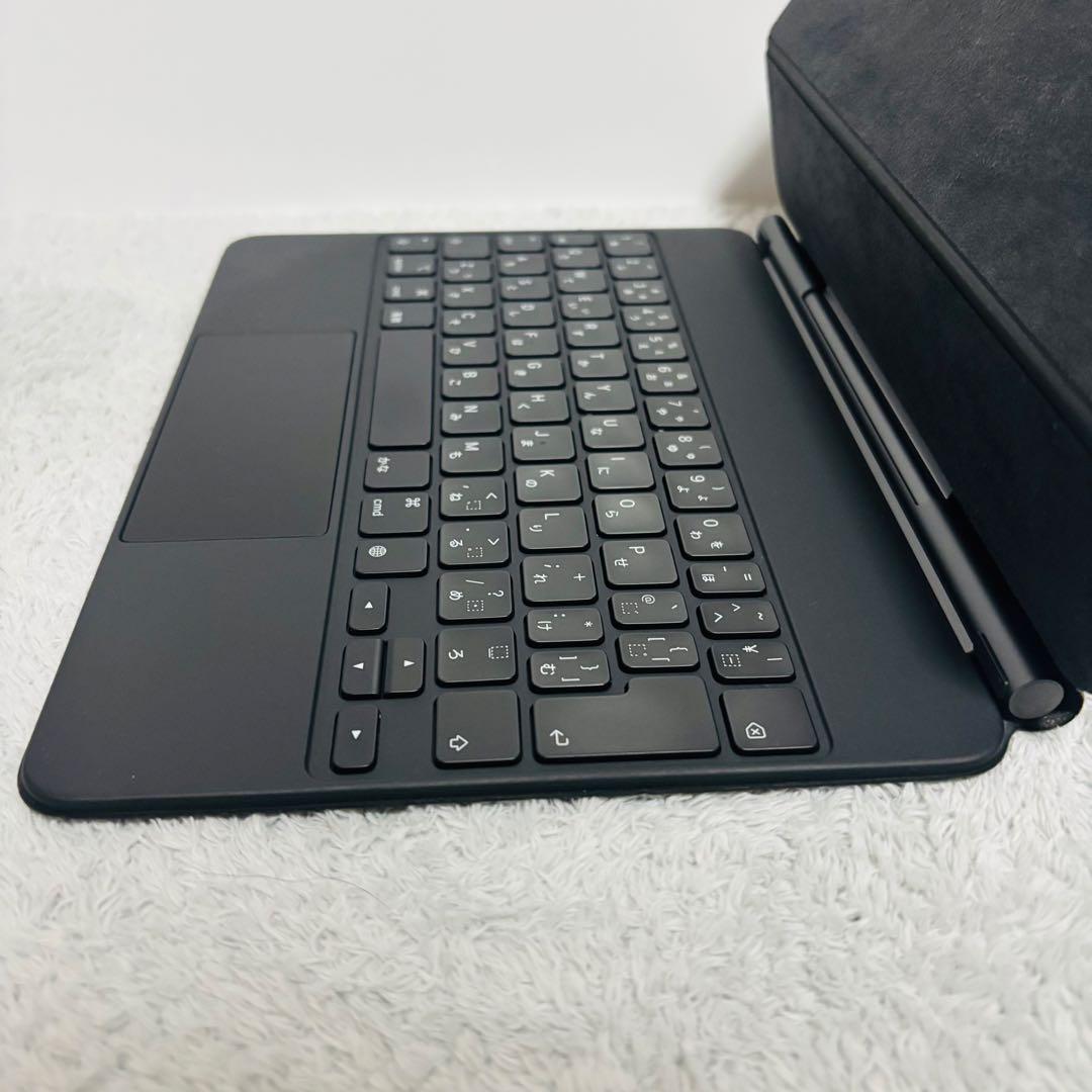 キーボード Apple MXQT2J/A iPad Air Magic Keyboard