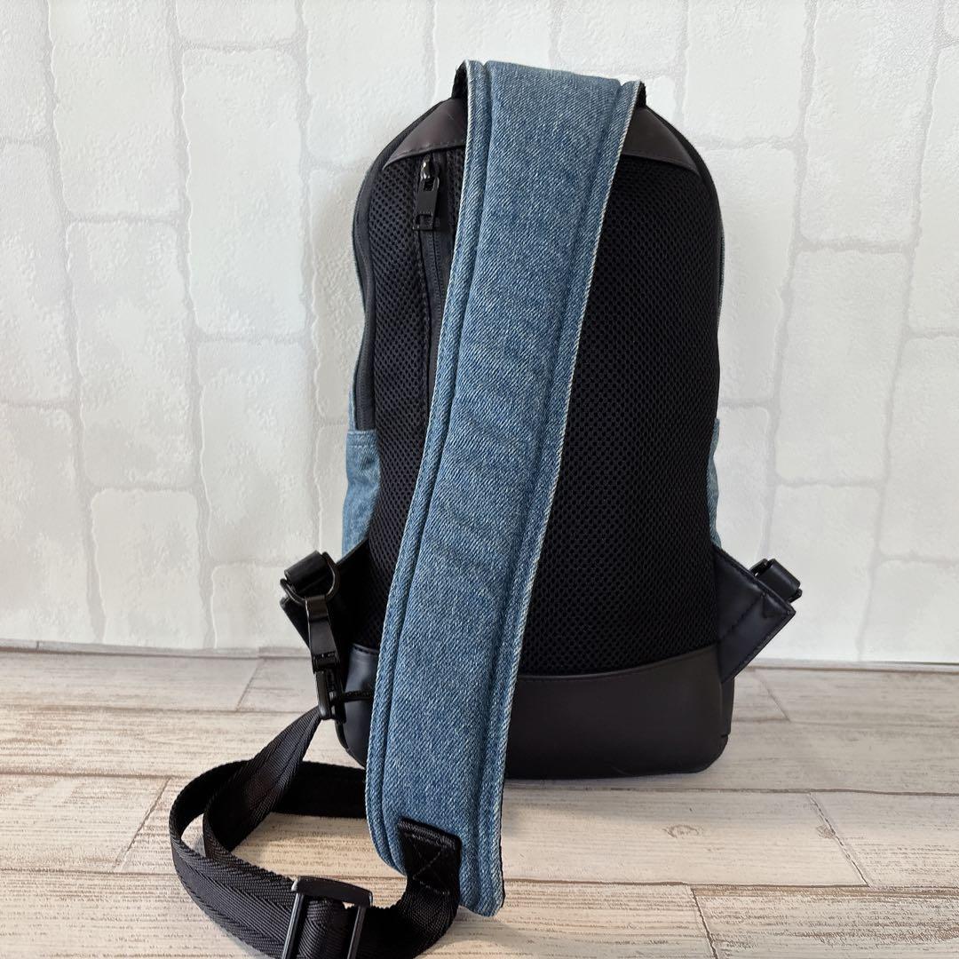 美品✨DIESEL ディーゼル デニム キャンパス レザー ボディーバッグ 希少
