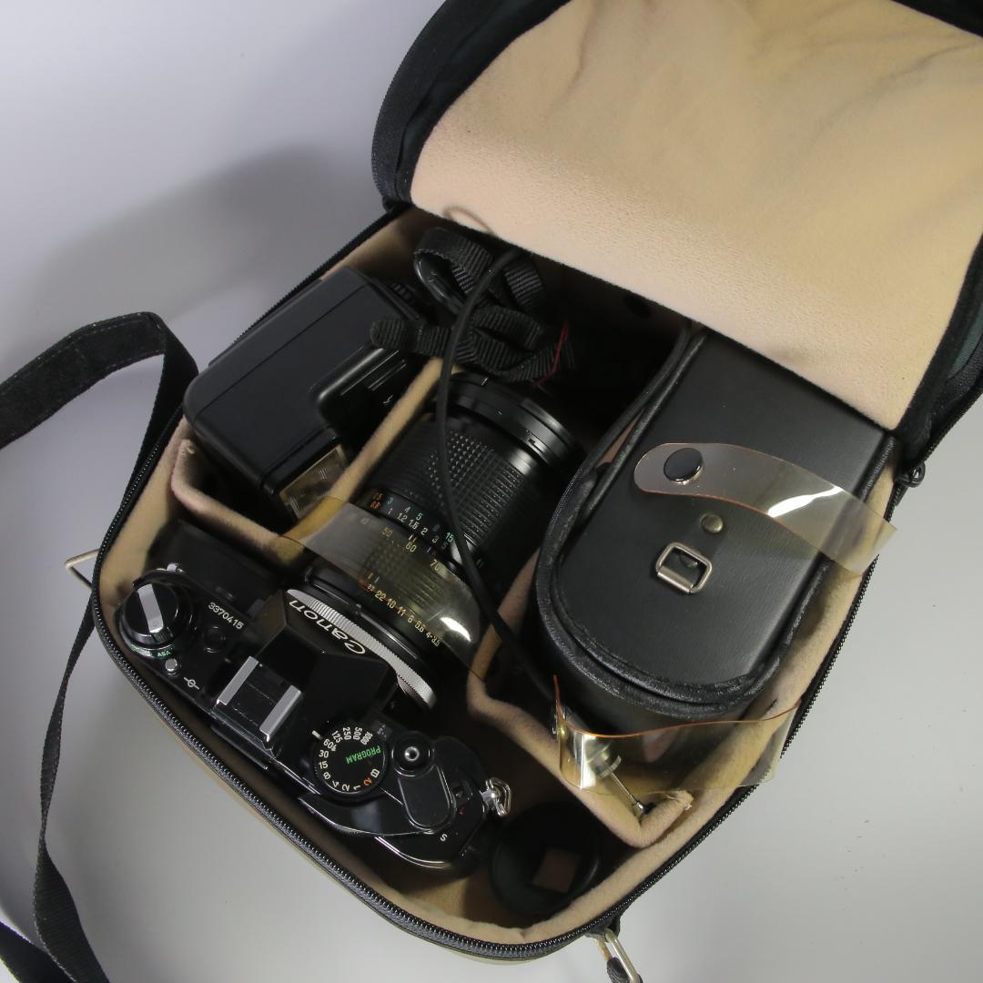 ☆美品☆完全動作 Canon AE-1プログラム　カメラバッグ付き＃180