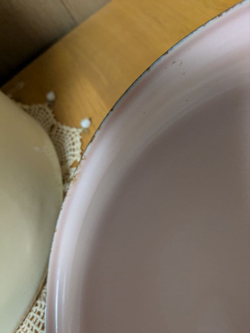 イマン ピュアローズ ホーロー缶