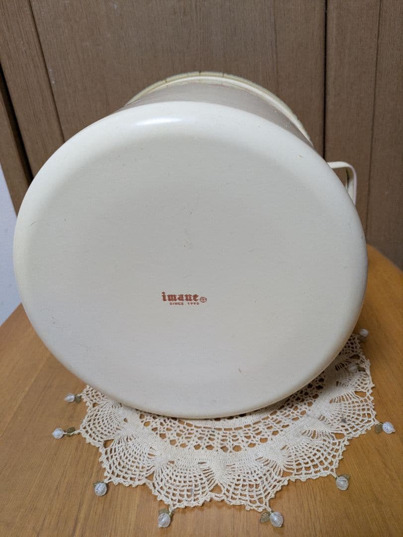 イマン ピュアローズ ホーロー缶