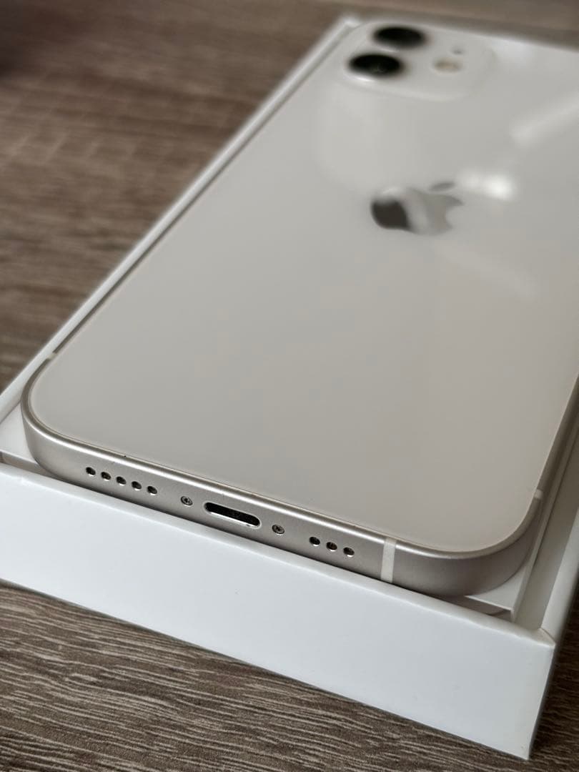 iPhone12 128GB ホワイト　バッテリー92% 美品☆