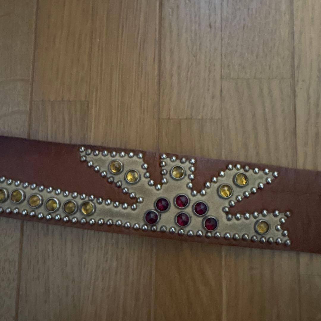 美品　HTC×ハリウッドランチマーケット　スタッズベルト