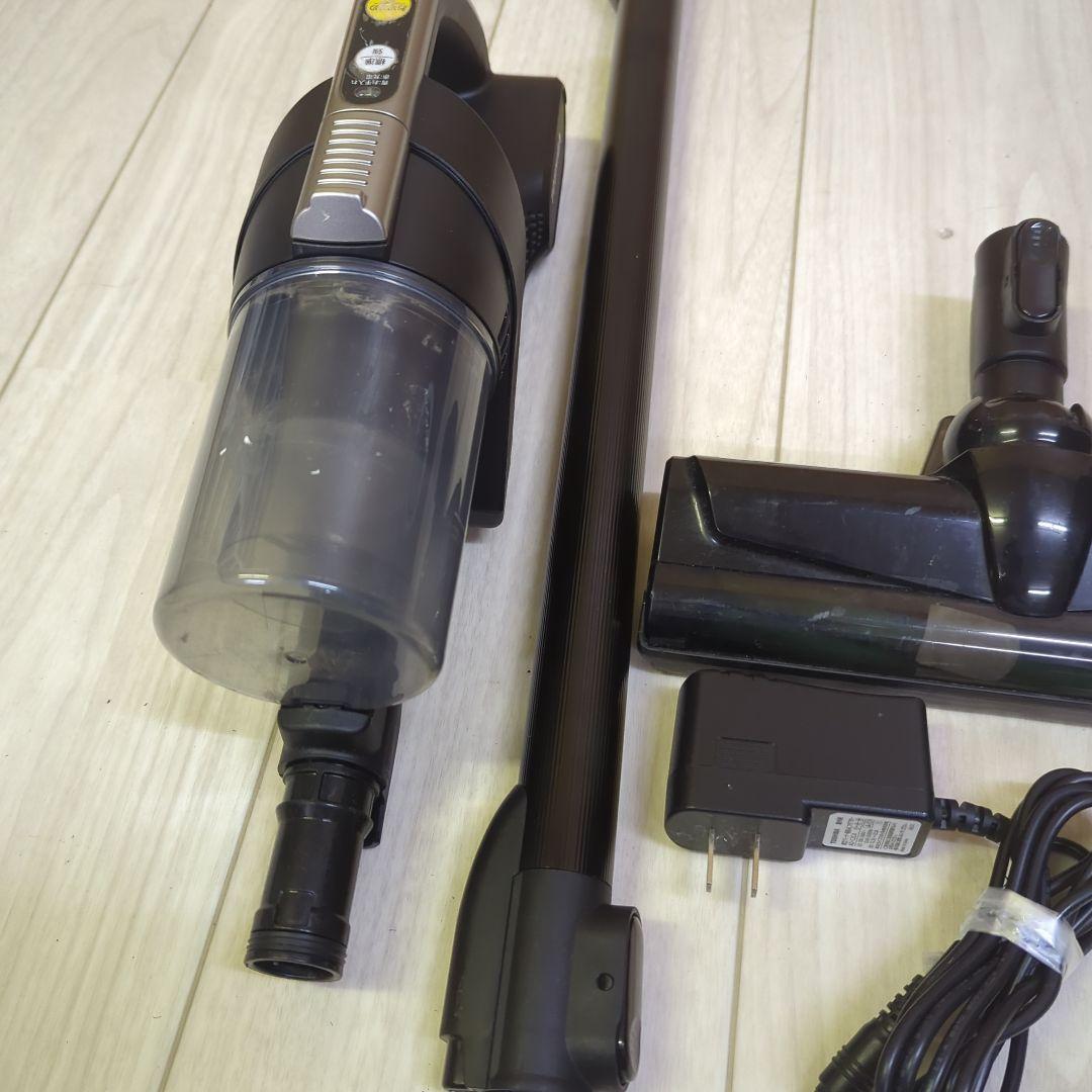 TOSHIBA 東芝 スティッククリーナー 充電式、2022年製 Used/美品