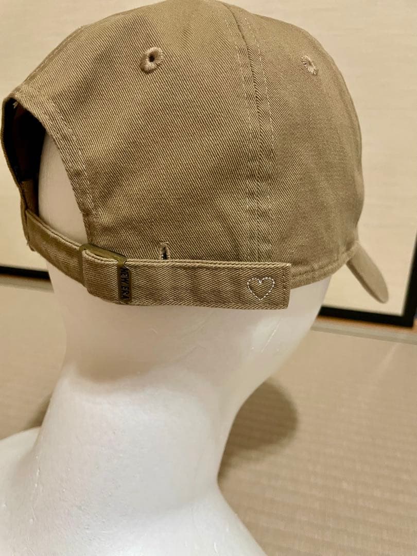 BASICK NYロゴ刺繍ベースボールキャップ