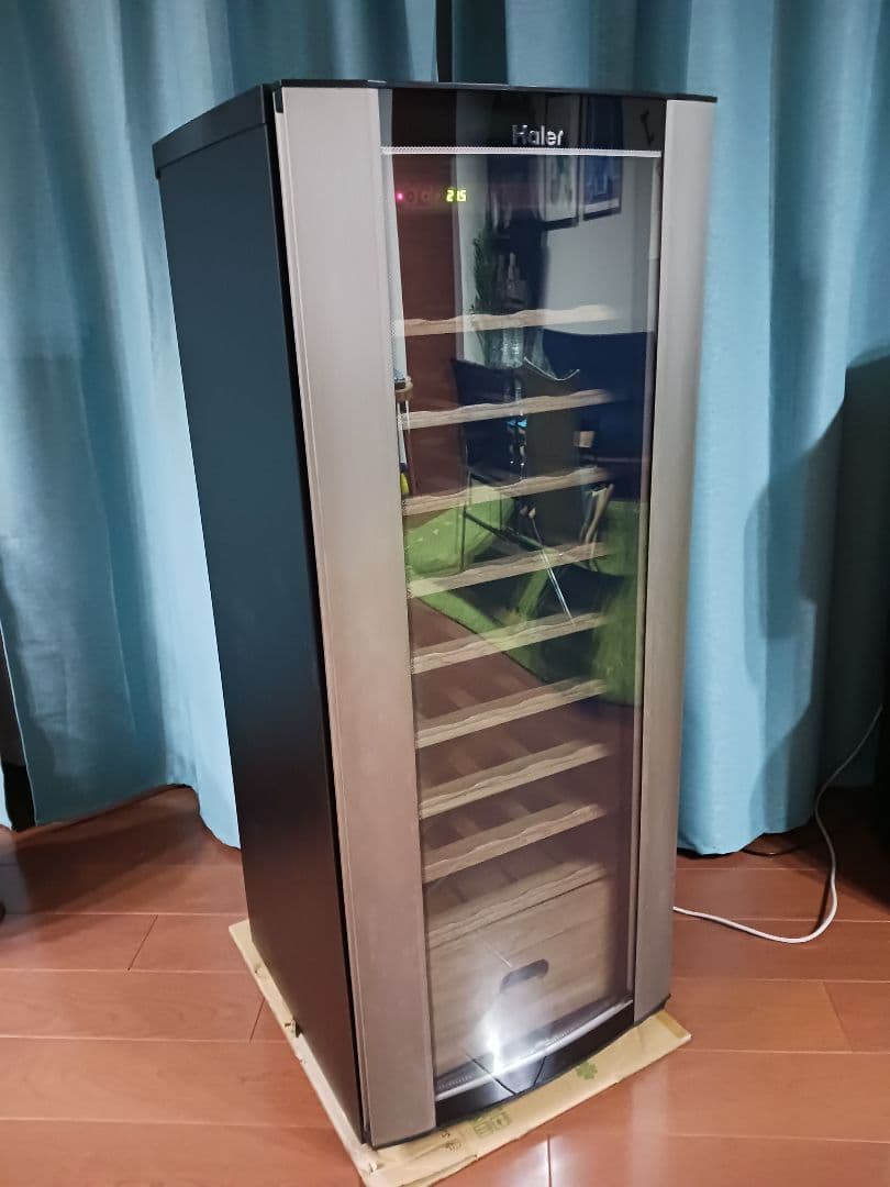 ハイアール　Haier ワインセラー 9段＋収納 黒 2013年製　稼働品