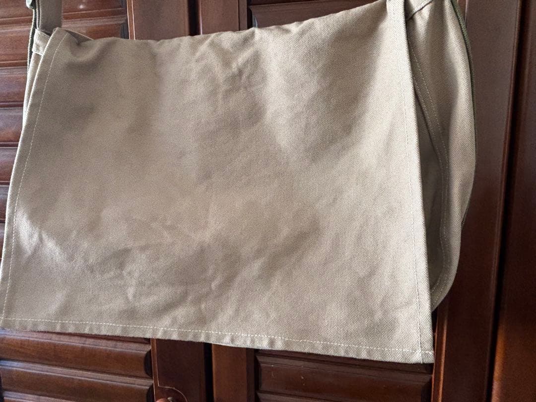 バッグ Atlast&Co UTILITY BAG KHAKI