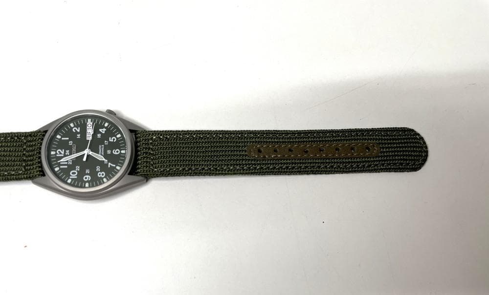 ◆SEIKO セイコーミリタリー　グリーン 腕時計　09013