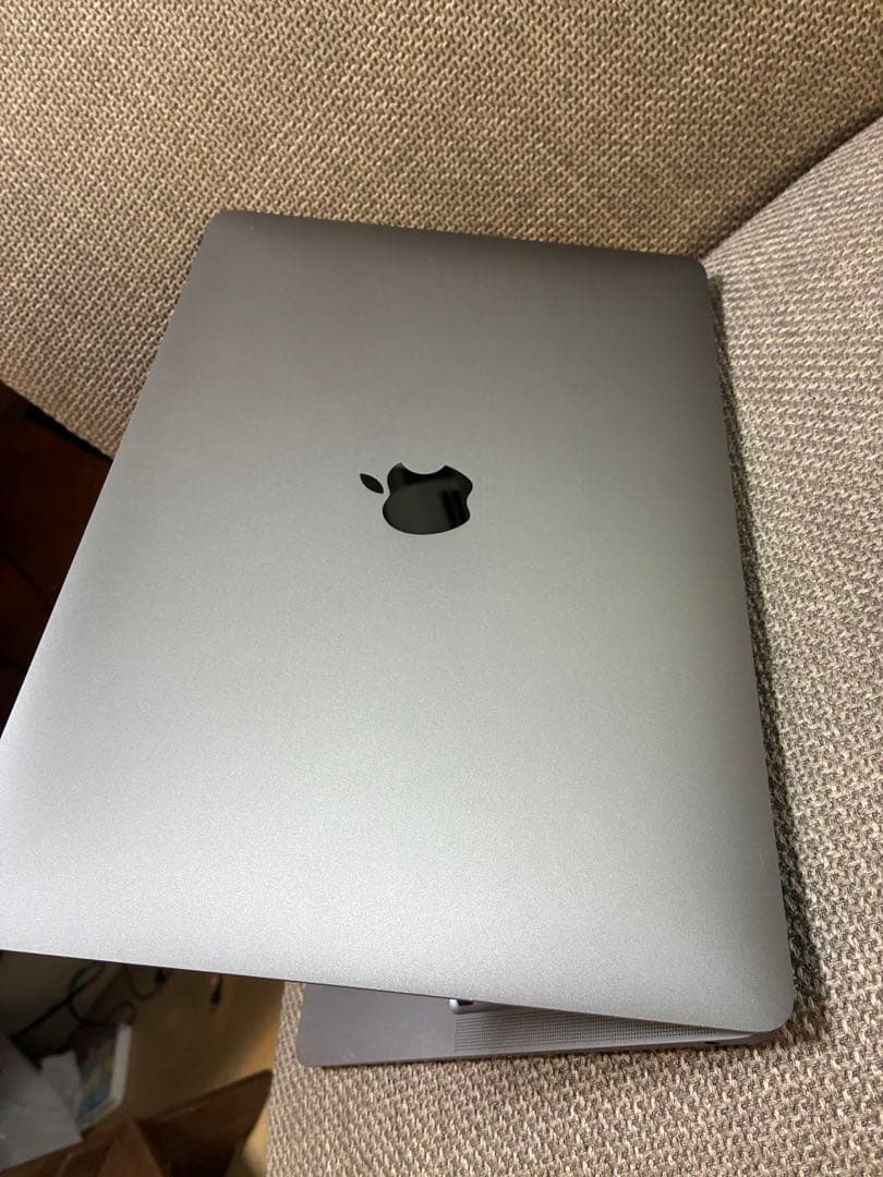 MacBook air 2020 13型 M1 256G 8gb