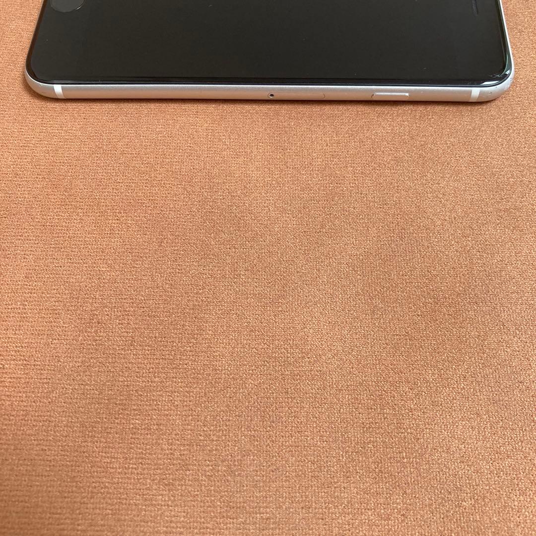 318【早い者勝ち】iPhoneSE2 第2世代 64GB SIMフリー☆