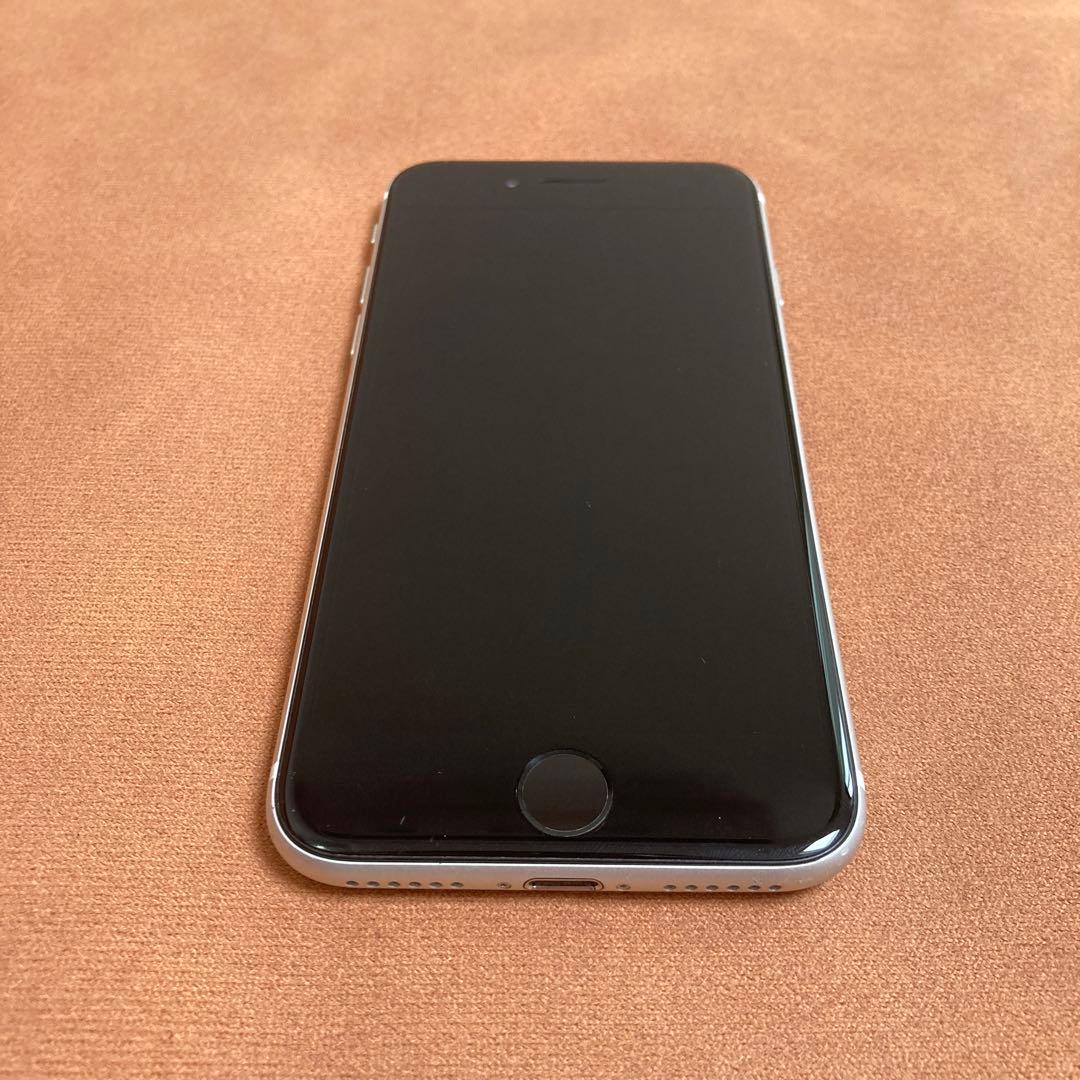 318【早い者勝ち】iPhoneSE2 第2世代 64GB SIMフリー☆