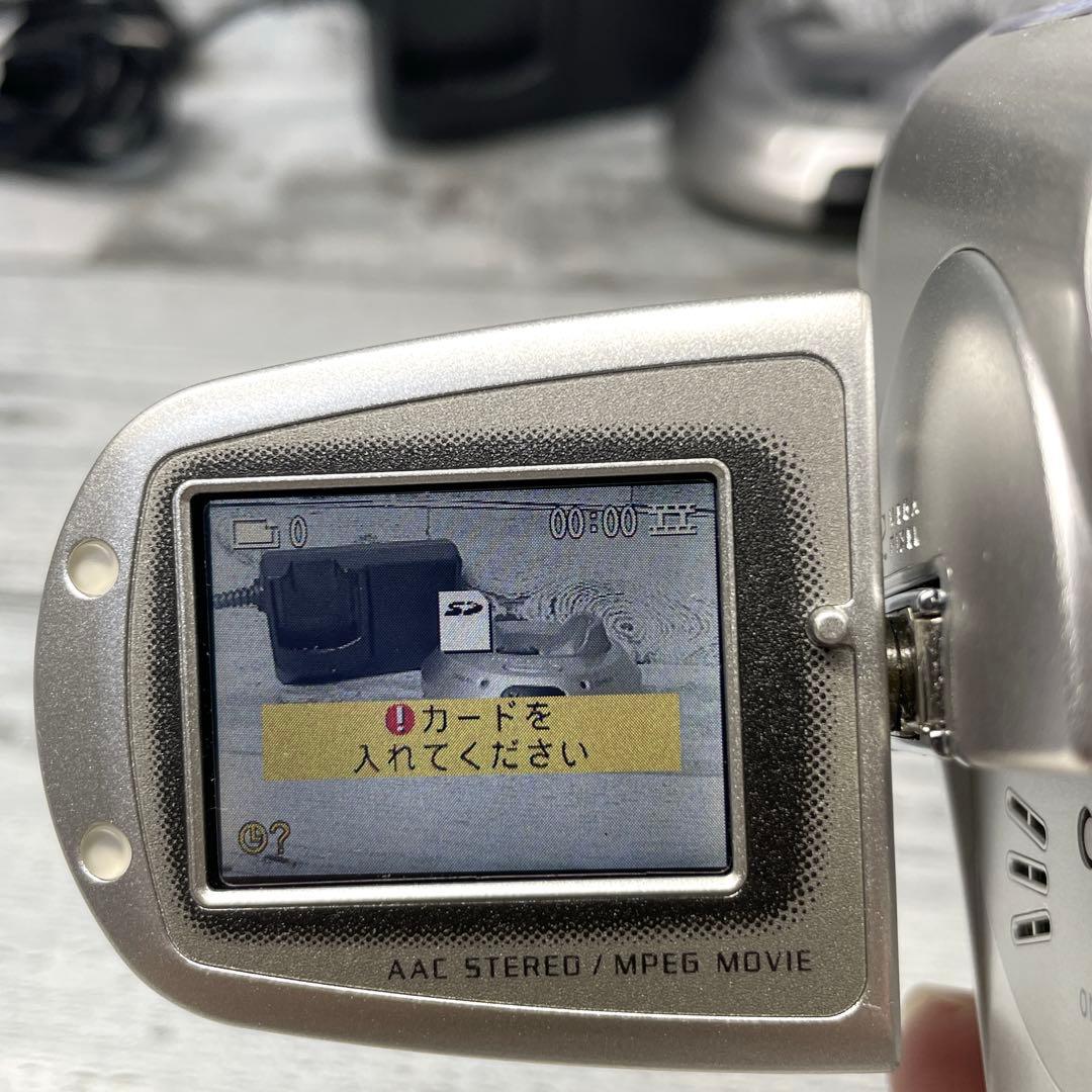 【美品】SANYO「Xacti」デジタルムービーカメラ DMX-C1