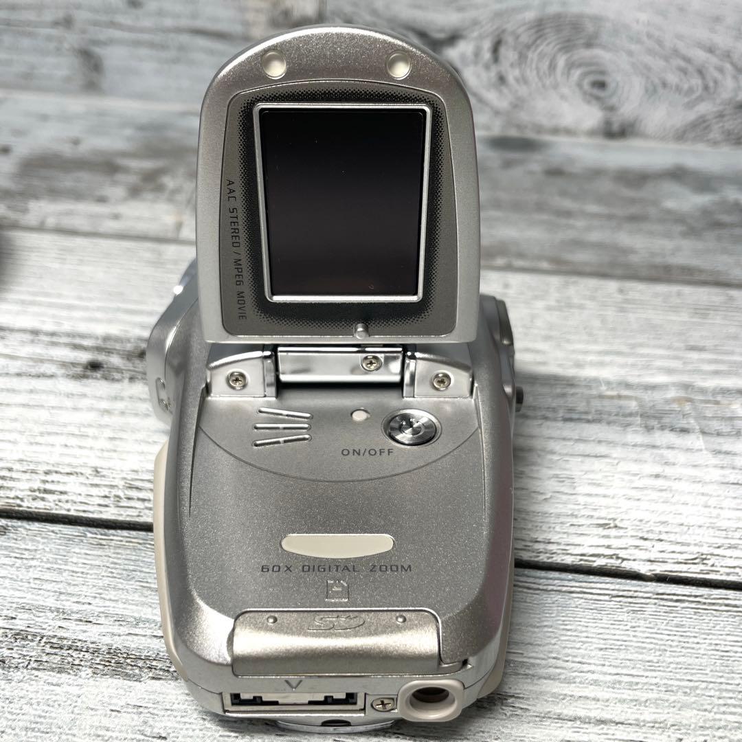 【美品】SANYO「Xacti」デジタルムービーカメラ DMX-C1